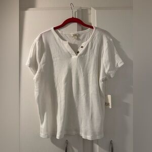 a.n.a White Waffle Texture Henley Neck Top Women’s 1X NWT